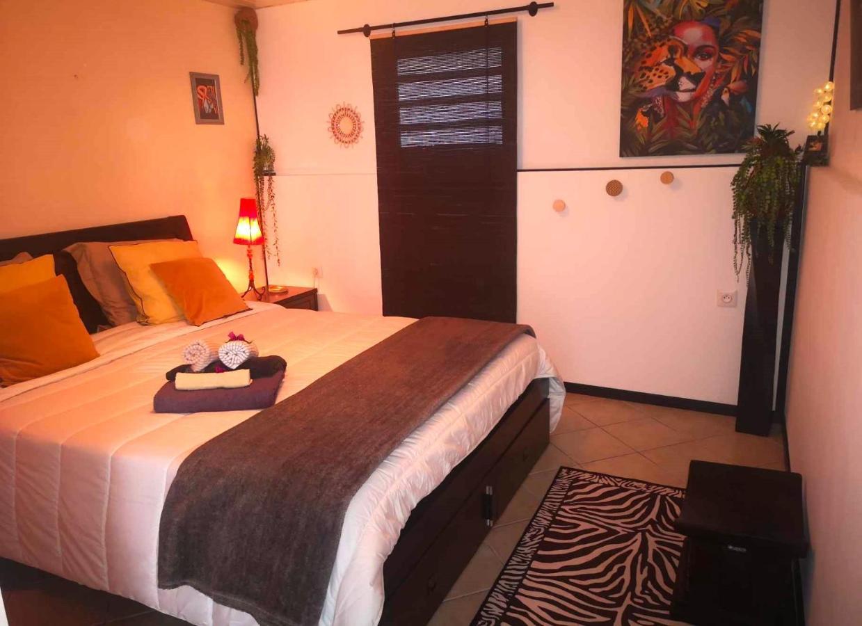 Le Panoramique Loft Bed and Breakfast Le Tampon Exteriör bild