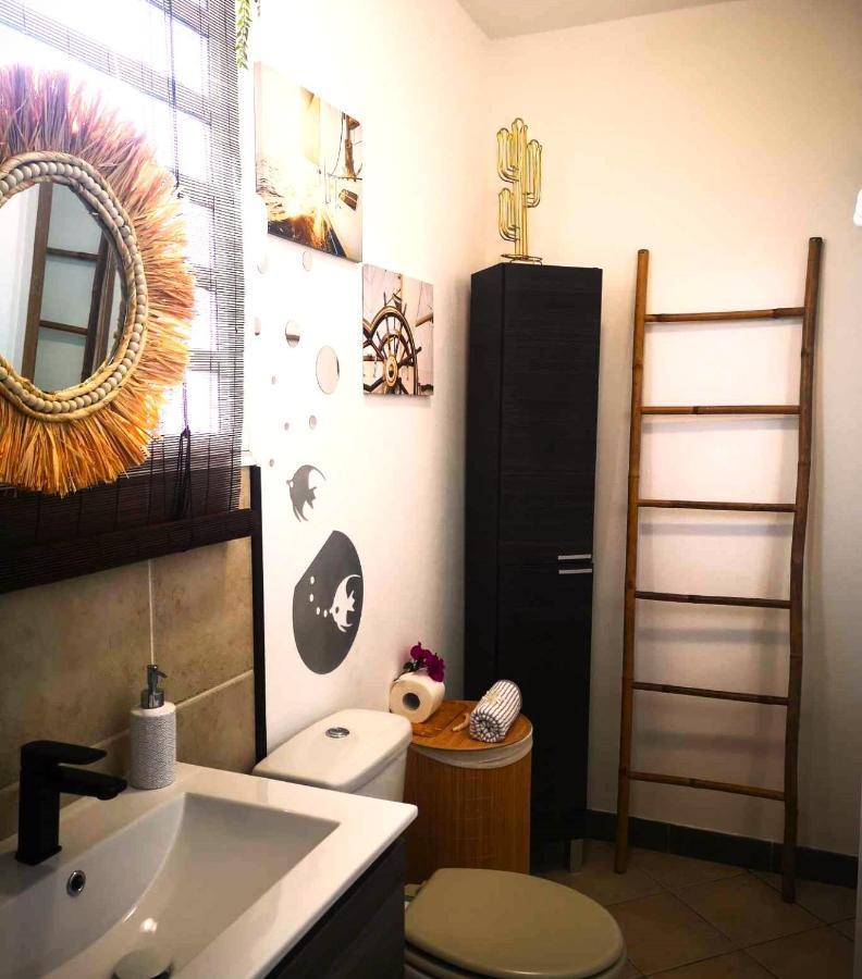 Le Panoramique Loft Bed and Breakfast Le Tampon Exteriör bild